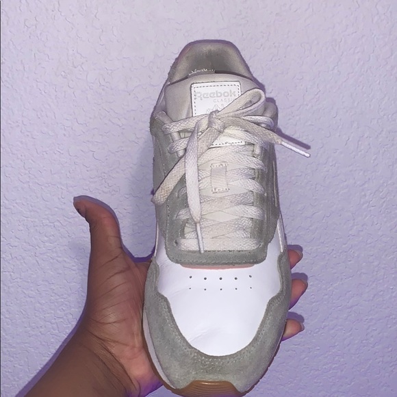 White , grey and pink mesh Reebok - Picture 3 of 4